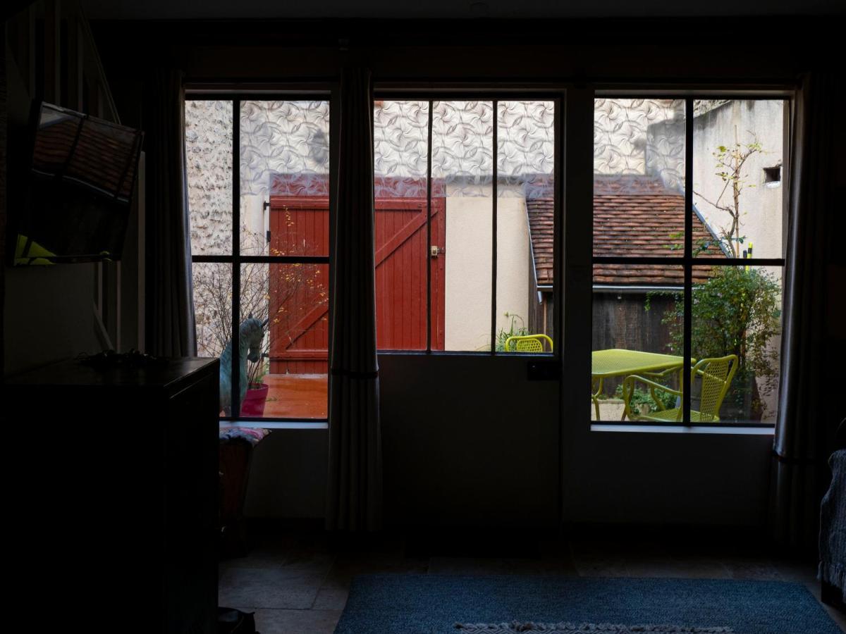 Voyage… Villa Noyers-sur-Serein Eksteriør bilde